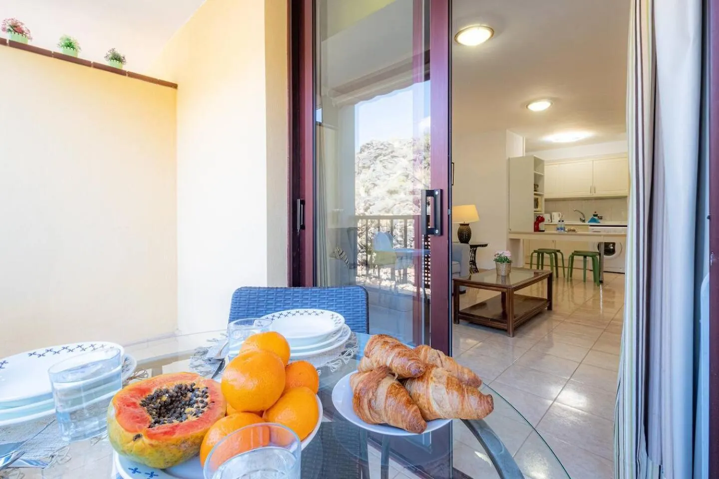 Peaceful One Bedroom Apartment Puerto de Santiago  Spain